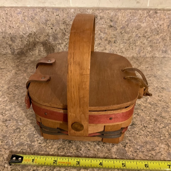 Signed Longaberger All American Incentive Basket - Picture 4 of 7